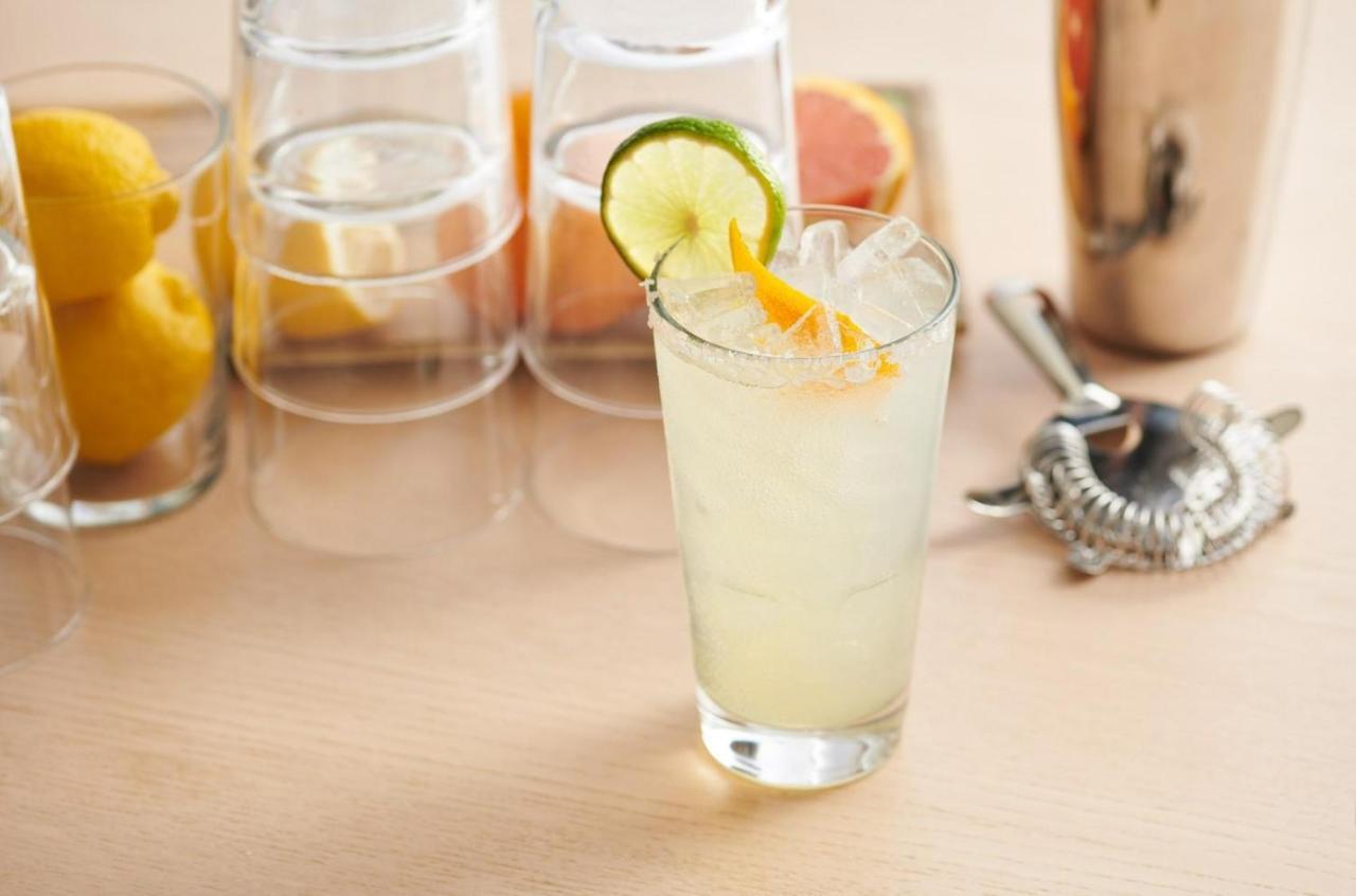 Hyatt Place Jaipur Malviya Nagar エクステリア 写真 A Paloma cocktail