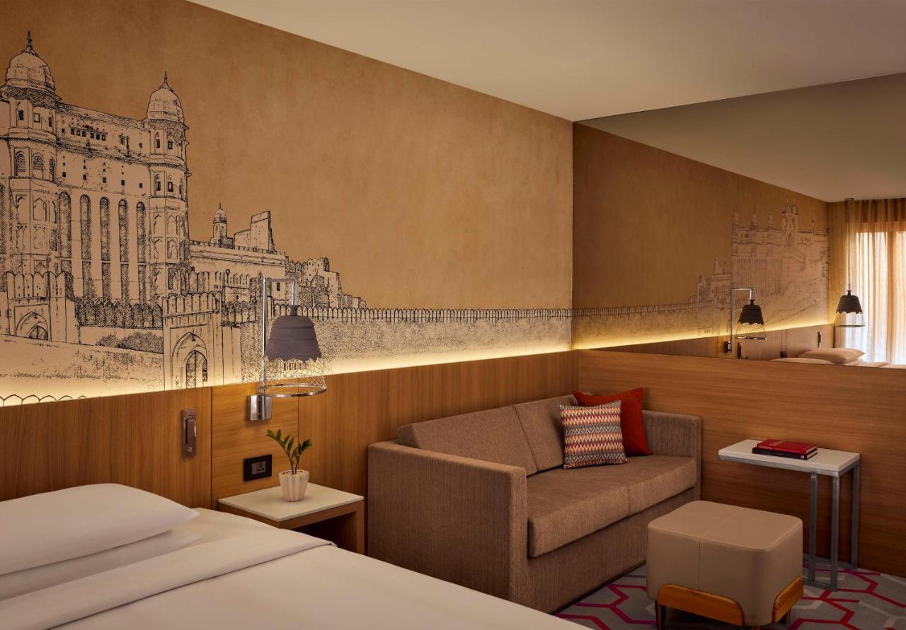 Hyatt Place Jaipur Malviya Nagar エクステリア 写真 A room at the hotel